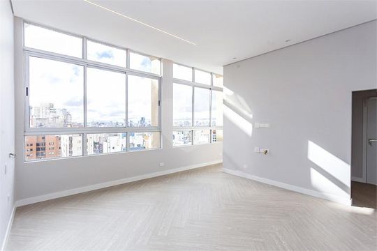 Apartamento à venda com 4 quartos, 545m² em Bigorrilho, Curitiba
