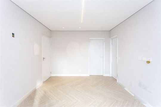 Apartamento à venda com 4 quartos, 545m² em Bigorrilho, Curitiba