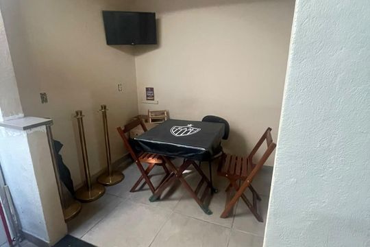 Área externa de casa à venda com 2 quartos, 60m² em Santa Amelia, Belo Horizonte