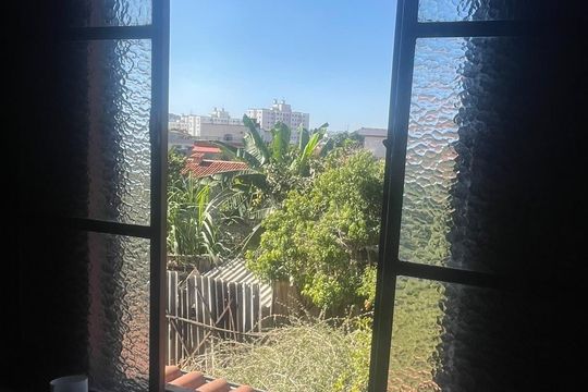 Vista de casa à venda com 2 quartos, 60m² em Santa Amelia, Belo Horizonte