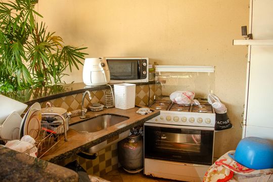 Casa à venda com 3 quartos, 210m² em Setor Crimeia Oeste, Goiânia