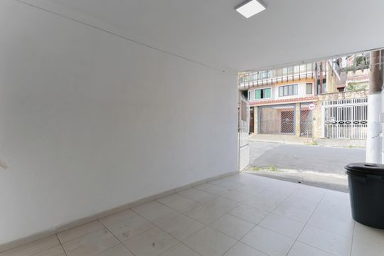 Garagem 2 de casa à venda com 3 quartos, 130m² em Vila Paiva, São Paulo