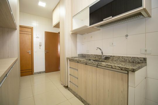 Cozinha  de apartamento para alugar com 2 quartos, 52m² em Sqs 312, Brasília