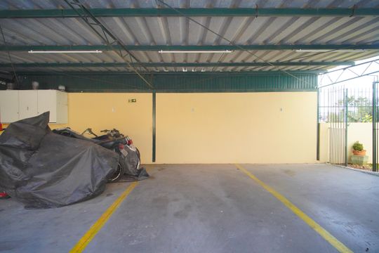 garagem de apartamento para alugar com 2 quartos, 49m² em Rio Branco, São Leopoldo