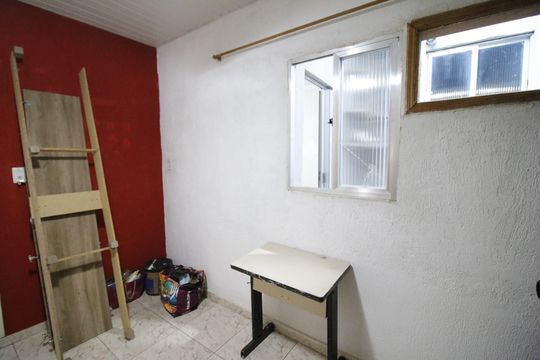 Quarto 1 de casa para alugar com 1 quarto, 70m² em Taquara, Rio de Janeiro