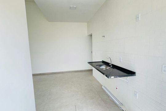 Cozinha de casa de condomínio para alugar com 3 quartos, 85m² em Parque do Agreste Gl Dois, Cotia
