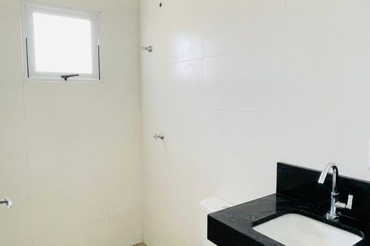 Banheiro de casa de condomínio para alugar com 3 quartos, 85m² em Parque do Agreste Gl Dois, Cotia