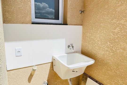 Área de Serviço de casa de condomínio para alugar com 3 quartos, 85m² em Parque do Agreste Gl Dois, Cotia