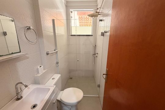 Banheiro da Suíte 1 de casa para alugar com 2 quartos, 266m² em São Dimas, Piracicaba