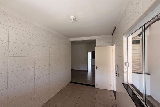 Cozinha de casa para alugar com 2 quartos, 266m² em São Dimas, Piracicaba
