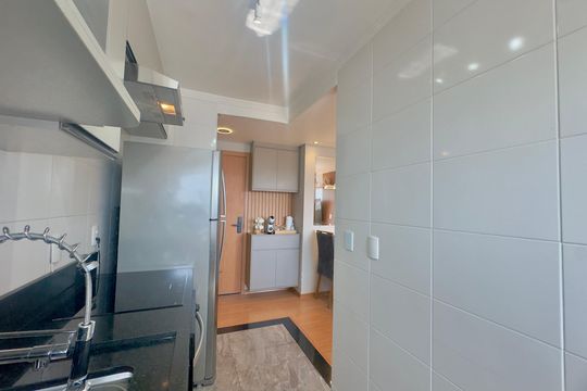 Cozinha de apartamento à venda com 2 quartos, 43m² em Vila Barros, Guarulhos