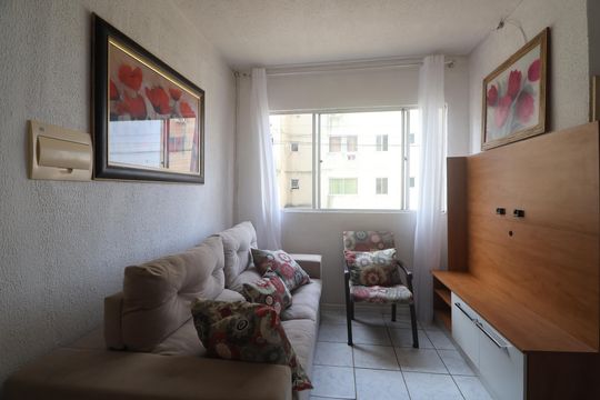 Apartamento para alugar com 2 quartos, 45m² em Guajuviras, Canoas