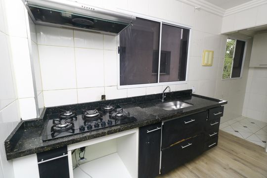 Cozinha de apartamento para alugar com 2 quartos, 52m² em Parque Sao Vicente, Santo André