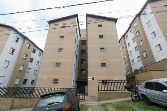Fachada de apartamento para alugar com 2 quartos, 52m² em Parque Sao Vicente, Santo André