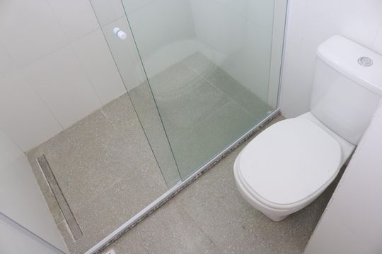 Banheiro de apartamento para alugar com 1 quarto, 53m² em Vila Leopoldina, São Paulo