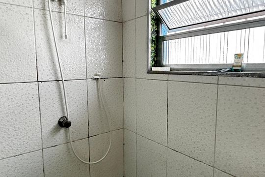 Banheiro de casa para alugar com 2 quartos, 100m² em Vila Príncipe de Gales, Santo André