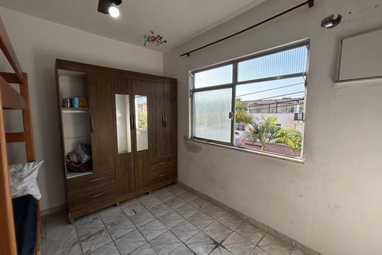 Quarto 2 de apartamento para alugar com 2 quartos, 70m² em Rocha Miranda, Rio de Janeiro