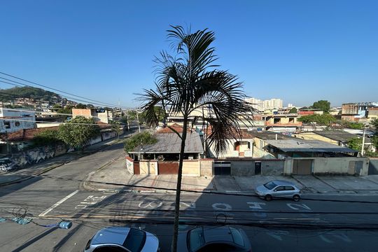 Sala de apartamento para alugar com 2 quartos, 70m² em Rocha Miranda, Rio de Janeiro