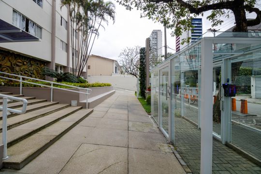 Área comum  de apartamento para alugar com 3 quartos, 120m² em Vila Olímpia, São Paulo