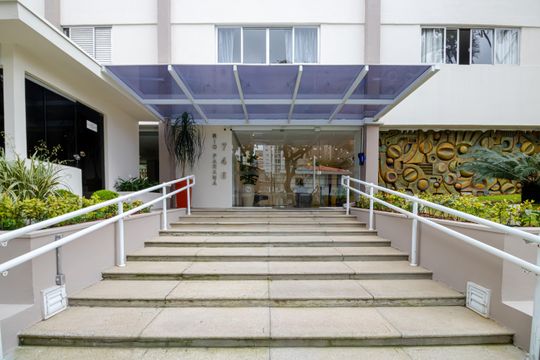 Área comum - entrada de apartamento para alugar com 3 quartos, 120m² em Vila Olímpia, São Paulo