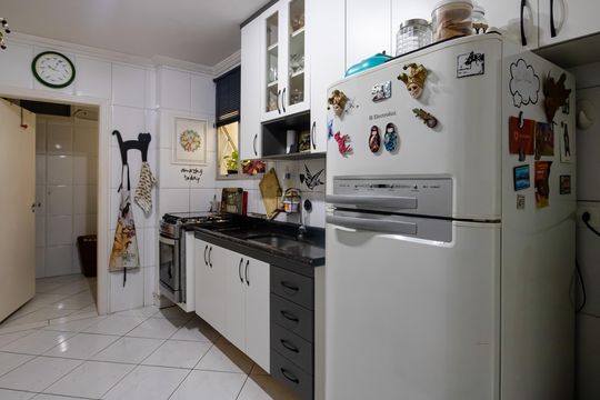 Cozinha de apartamento para alugar com 3 quartos, 120m² em Vila Olímpia, São Paulo