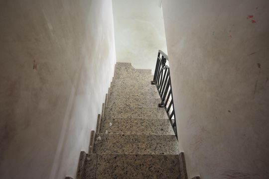 Escada de casa de condomínio à venda com 3 quartos, 60m² em Bortolândia, São Paulo