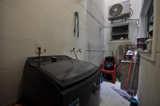 Área de serviço de casa de condomínio à venda com 3 quartos, 60m² em Bortolândia, São Paulo