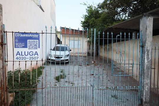 Fachada de casa para alugar com 2 quartos, 110m² em Jardim D’abril, Osasco