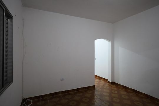 Quarto  de casa para alugar com 2 quartos, 110m² em Jardim D’abril, Osasco