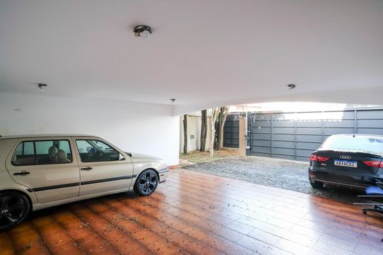 Garagem de casa à venda com 3 quartos, 270m² em Jardim Sao Caetano, São Caetano do Sul