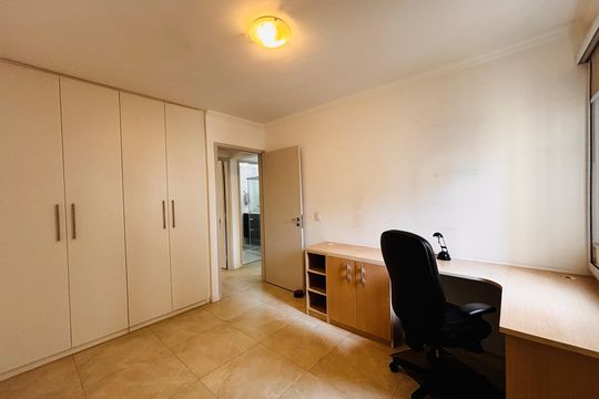 Quarto de apartamento para alugar com 3 quartos, 86m² em Alphaville Industrial, Barueri