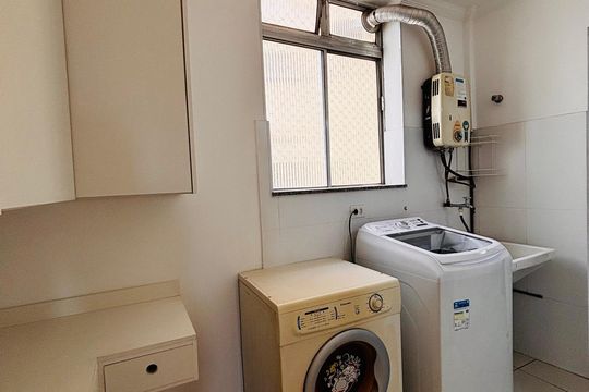 Lavanderia de apartamento para alugar com 3 quartos, 86m² em Alphaville Industrial, Barueri