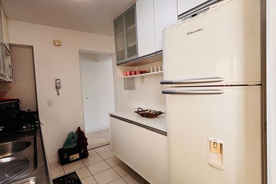 Cozinha de apartamento para alugar com 3 quartos, 86m² em Alphaville Industrial, Barueri