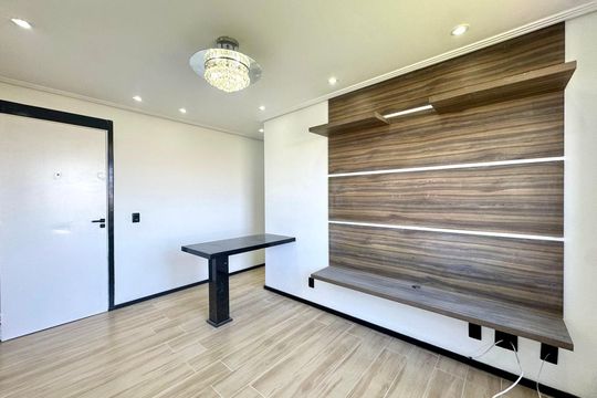 Sala de apartamento para alugar com 2 quartos, 47m² em Vila Florida, Guarulhos