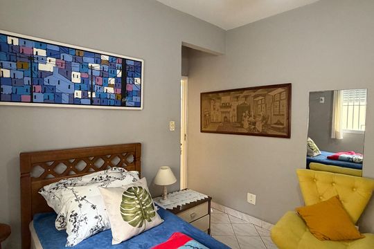 Quarto de apartamento para alugar com 1 quarto, 55m² em Gonzaga, Santos