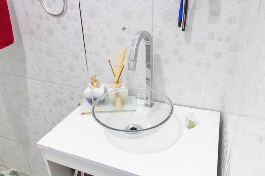 Banheiro de casa para alugar com 1 quarto, 30m² em Cosmos, Rio de Janeiro