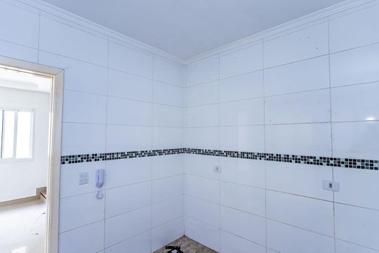 Cozinha de casa para alugar com 2 quartos, 100m² em Vila Clarice, São Paulo