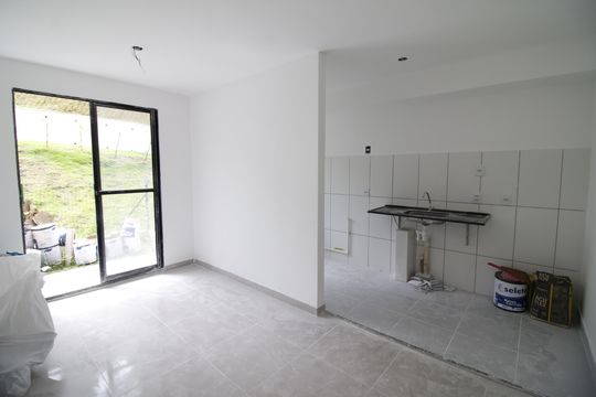 Sala de apartamento para alugar com 2 quartos, 47m² em Jacarepaguá, Rio de Janeiro