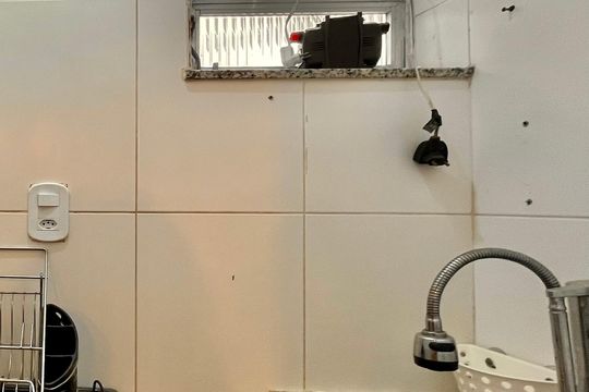 Cozinha de apartamento para alugar com 1 quarto, 20m² em Leblon, Rio de Janeiro