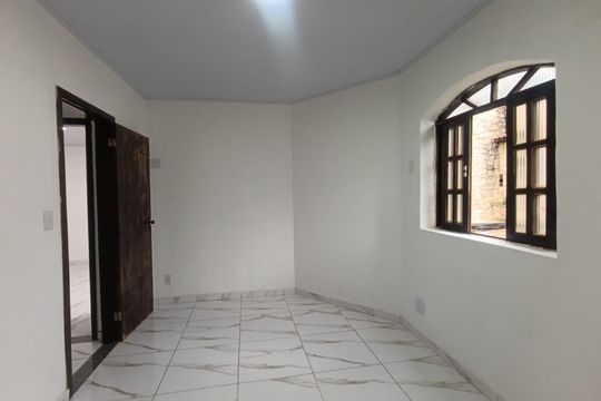 Quarto 2 de casa para alugar com 2 quartos, 90m² em Centro, Nova Iguaçu