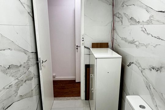 Banheiro da Suíte de apartamento para alugar com 2 quartos, 64m² em Campestre, Santo André