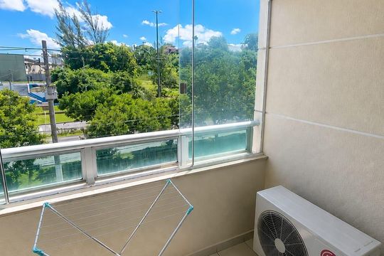 Varanda de apartamento para alugar com 2 quartos, 54m² em Cavaleiros, Macaé