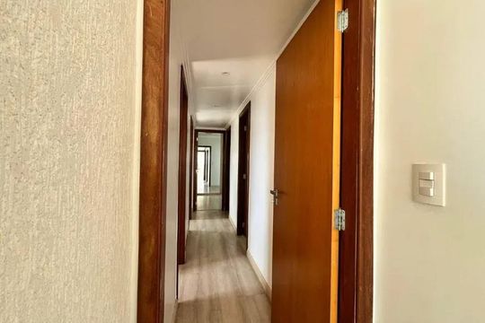 Corredor de apartamento para alugar com 4 quartos, 120m² em Buritis, Belo Horizonte