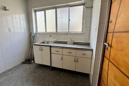 Área de serviço de apartamento para alugar com 4 quartos, 120m² em Buritis, Belo Horizonte