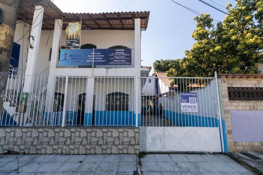 Fachada da Casa de casa para alugar com 2 quartos, 100m² em Cosmos, Rio de Janeiro