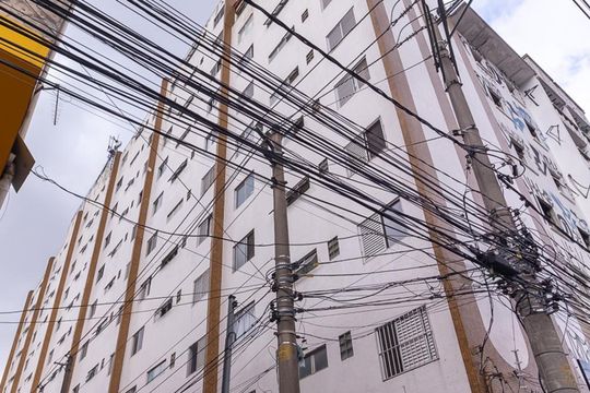 Fachada de apartamento à venda com 2 quartos, 81m² em Pinheiros, São Paulo