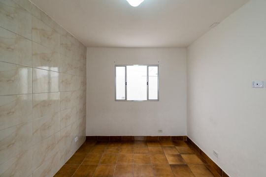 Quarto de casa para alugar com 1 quarto, 40m² em Jardim Oriental, São Paulo