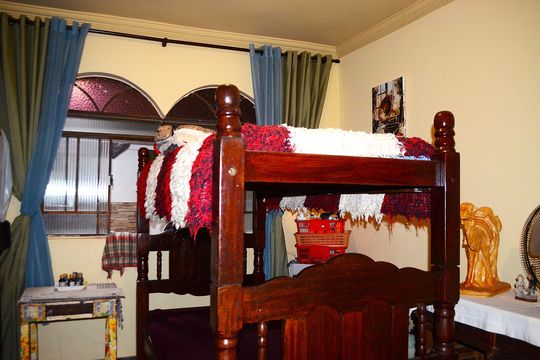 Casa à venda com 6 quartos, 300m² em Pousada Santo Antonio, Belo Horizonte