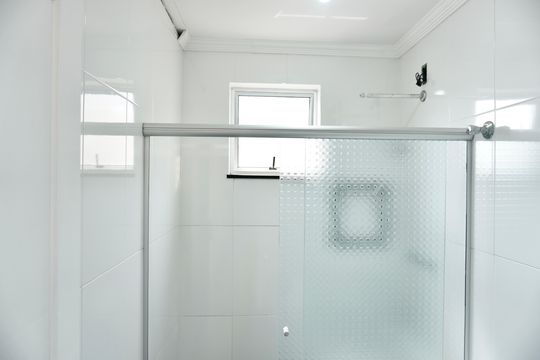 Banheiro  de casa para alugar com 2 quartos, 86m² em São Paulo, Belo Horizonte