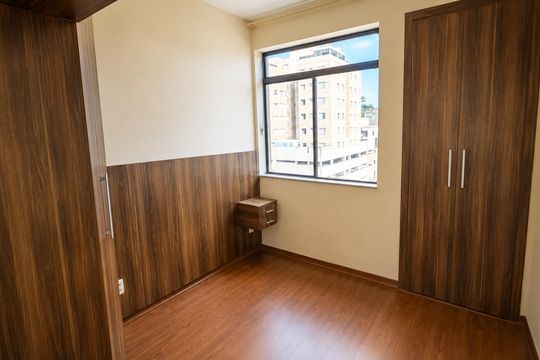 Quarto de apartamento para alugar com 2 quartos, 60m² em Salgado Filho, Belo Horizonte